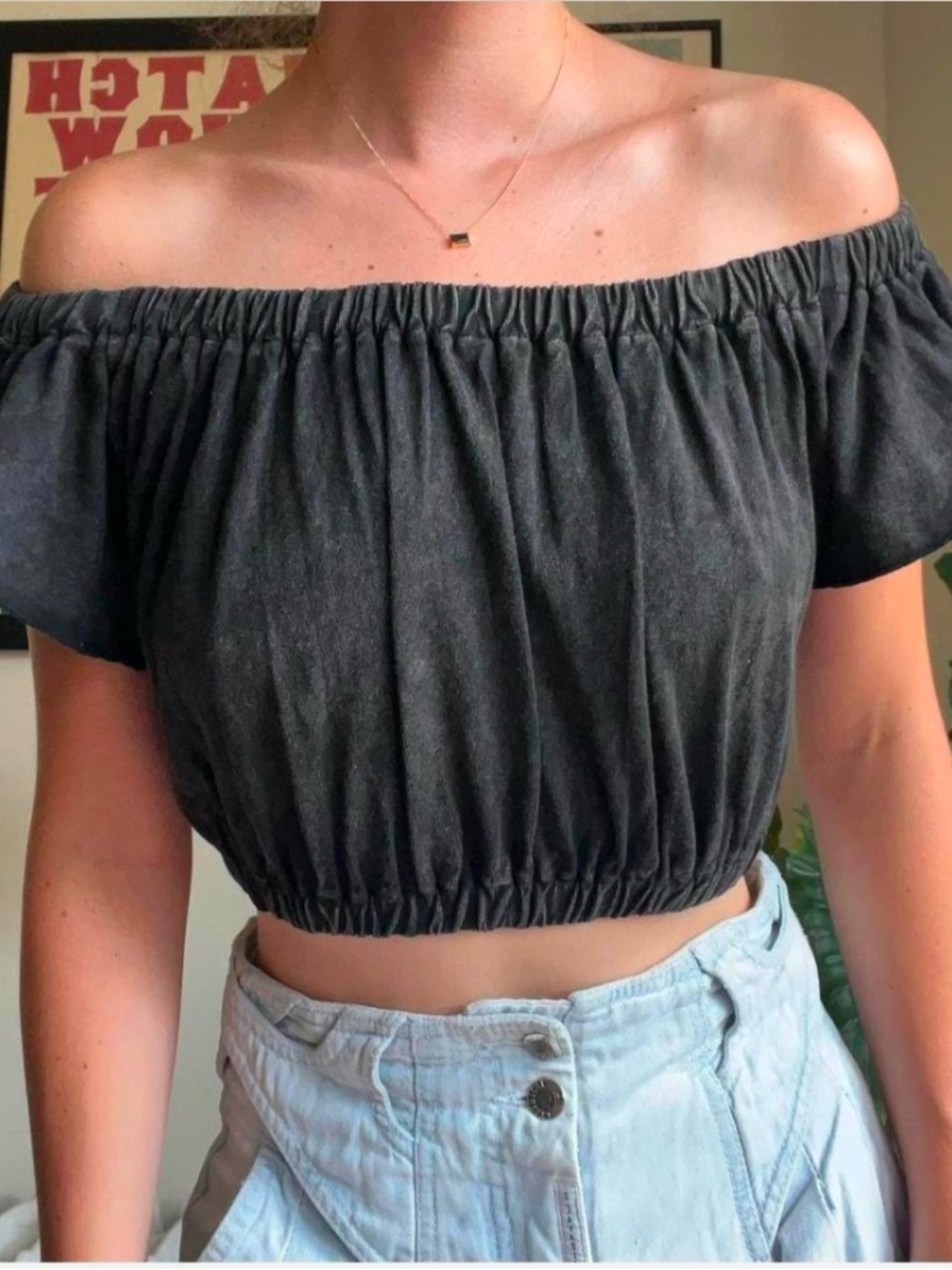 urban outfitters black off the shoulder crop top